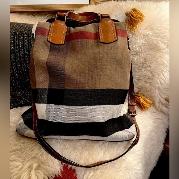 Burberry classic tottenham nova check plaid tote - Picture 2 of 13